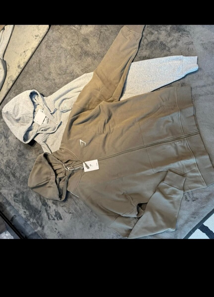 Толстовки и толстовки с замками от мирового бренда gymshar