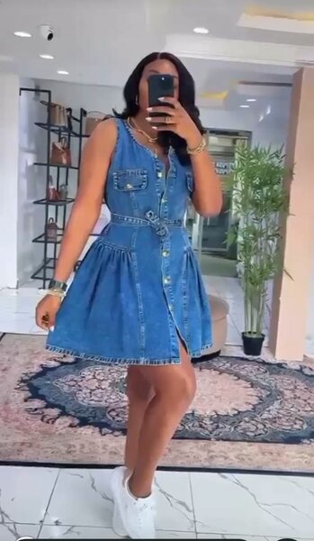 Robe en jean sans manches