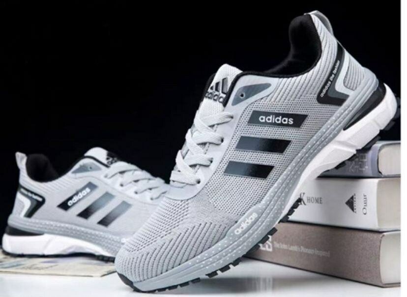 Paire basket adidas de pointure 40 à 45