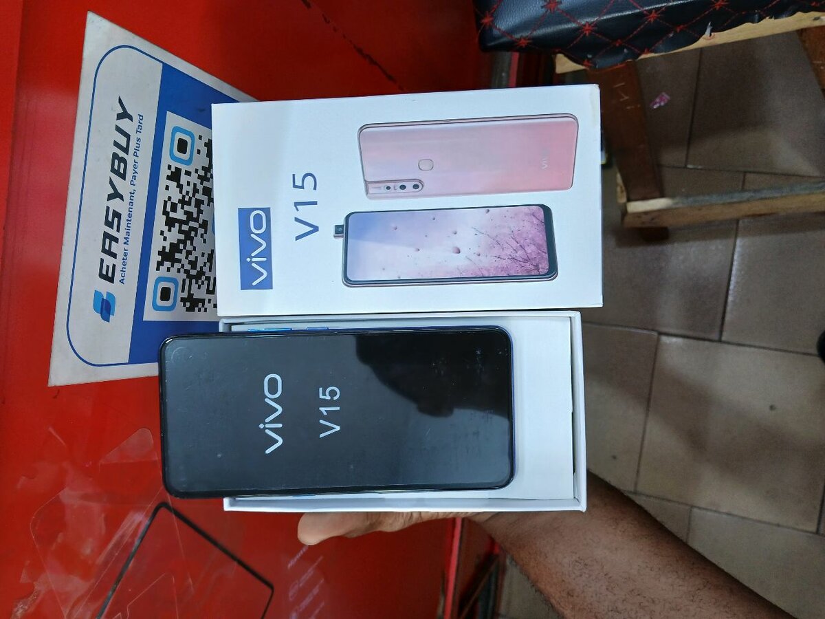 Vivo v15  256GB 8ram