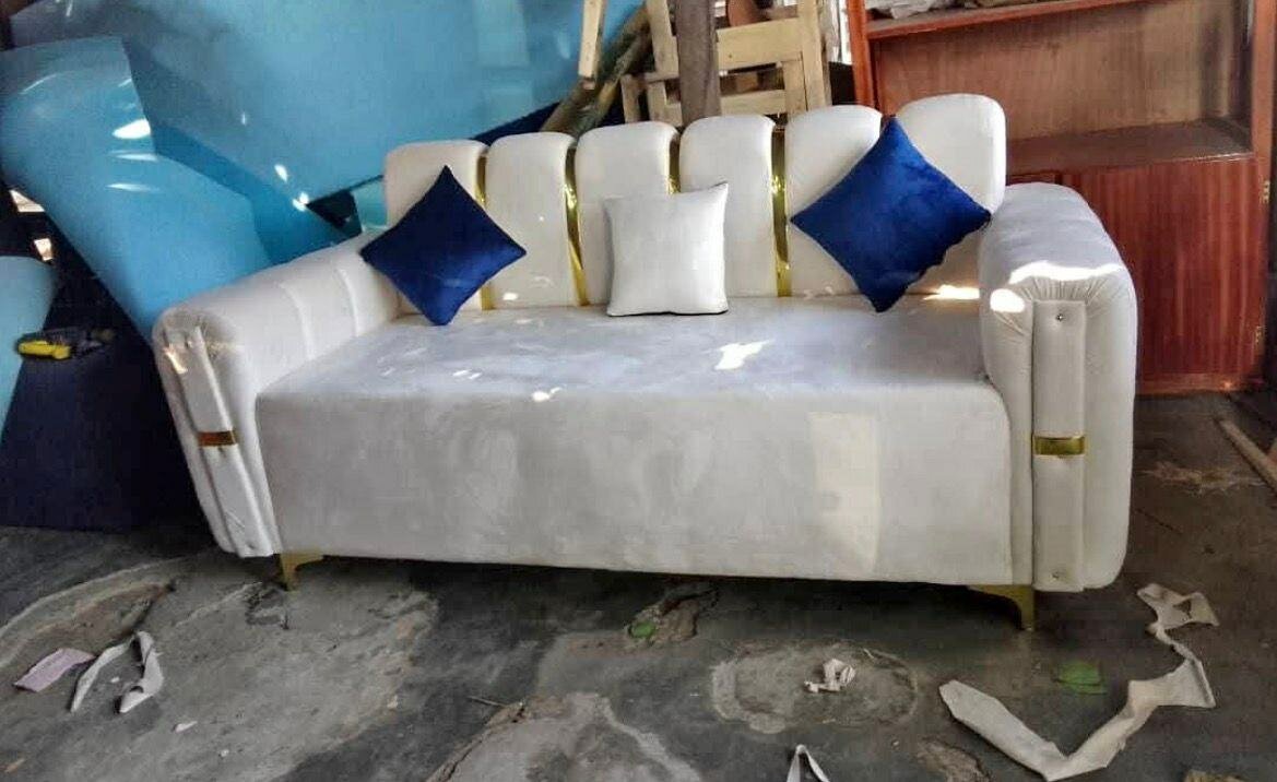 Canapé blanc moderne