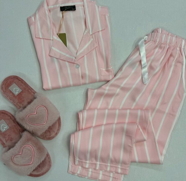 Красивые Сатиновые пижамы