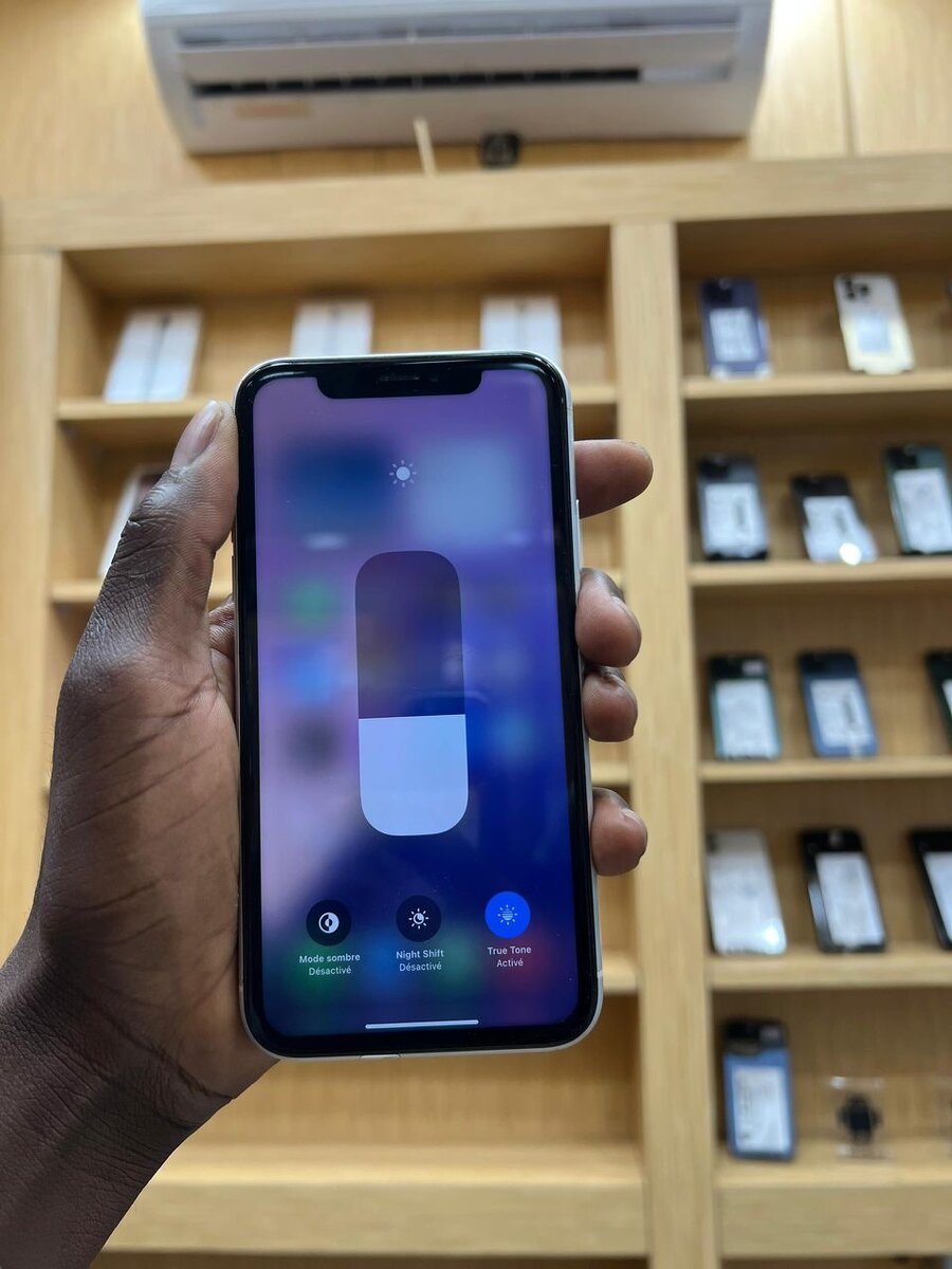 iPhone XR 64Go blanc reconditionné