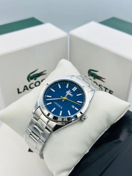 Montre Lacoste homme en acier