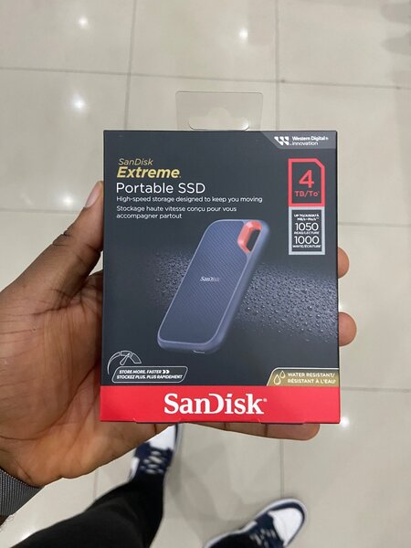 Disque dur SanDisk SSD 4TB