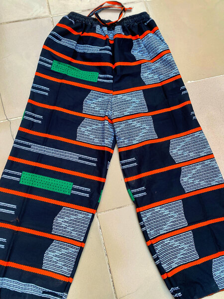 Pantalons larges imprimés ethniques