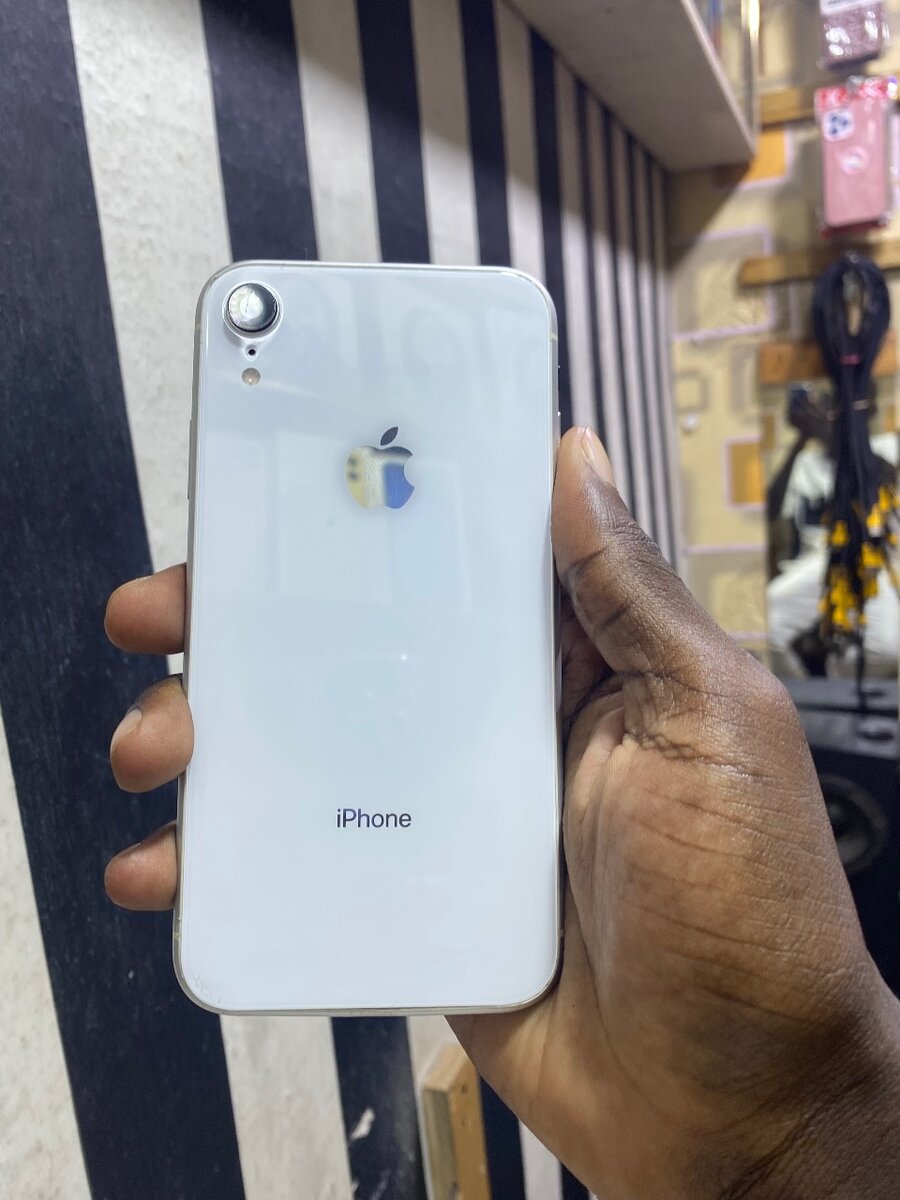 iPhone XR