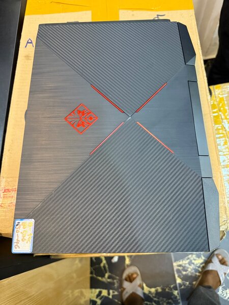 Hp omen Intel core i5 Ram 24GB NVIDIA 1650 SSD 512GB FROM UK