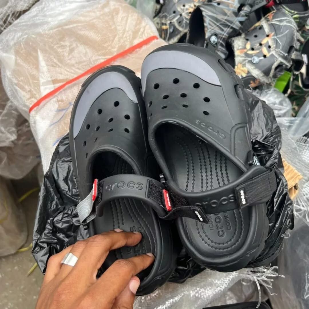 Sabots Crocs noirs
