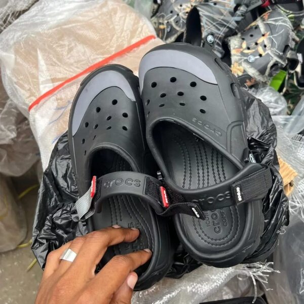 Sabots Crocs noirs