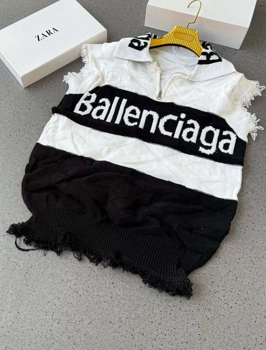 SWEATER WOOLEN ARMLESS