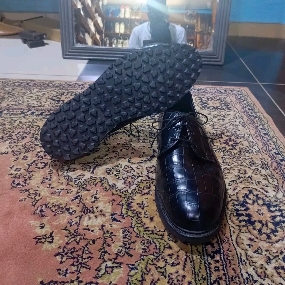 Chaussures Habillées en Cuir Noir