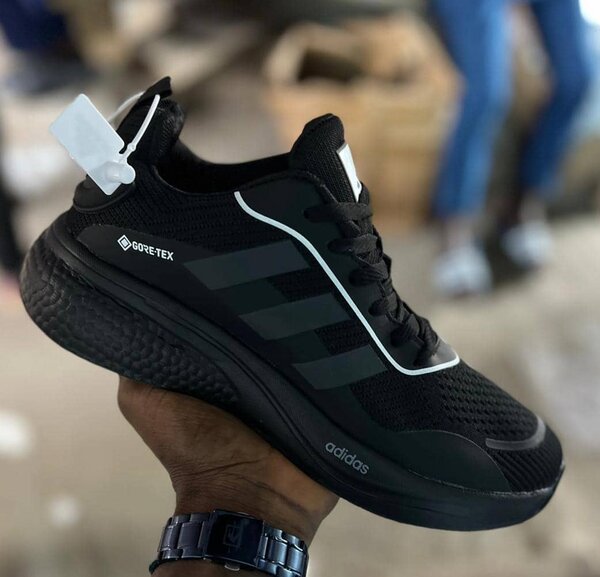 Adidas chaussure de sport