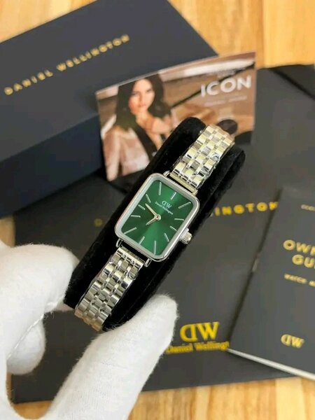 Montre élégante DW femme