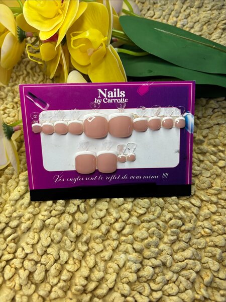 Ongles Prêts à Poser
