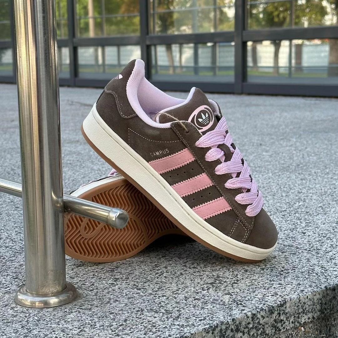 Campus marron et rose