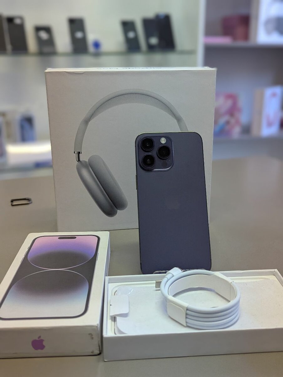 Open boxed Iphone 14pro max