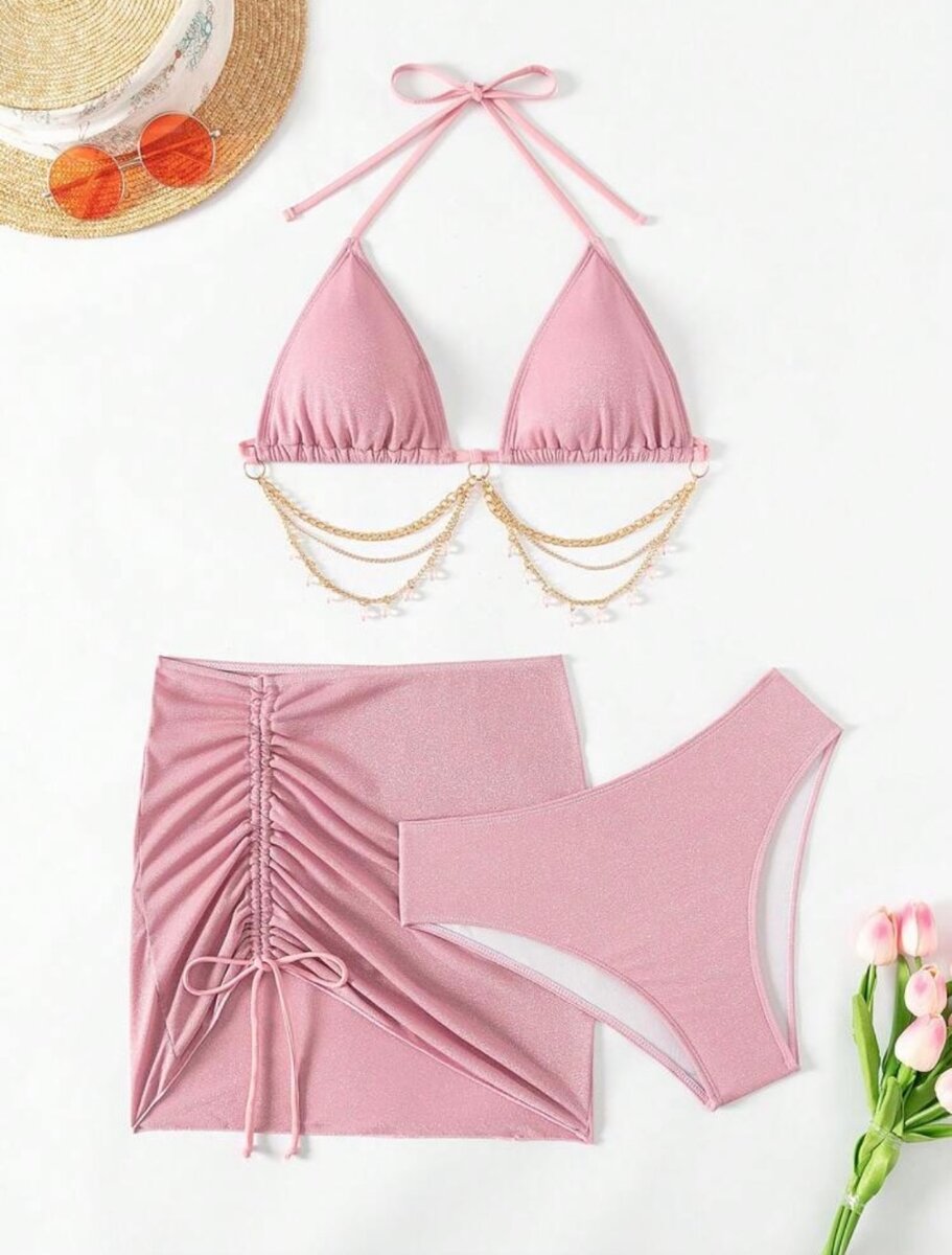 Bikini à breloques glamour