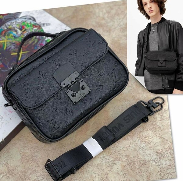 Louis Vuitton luxury Cross shoulder bag