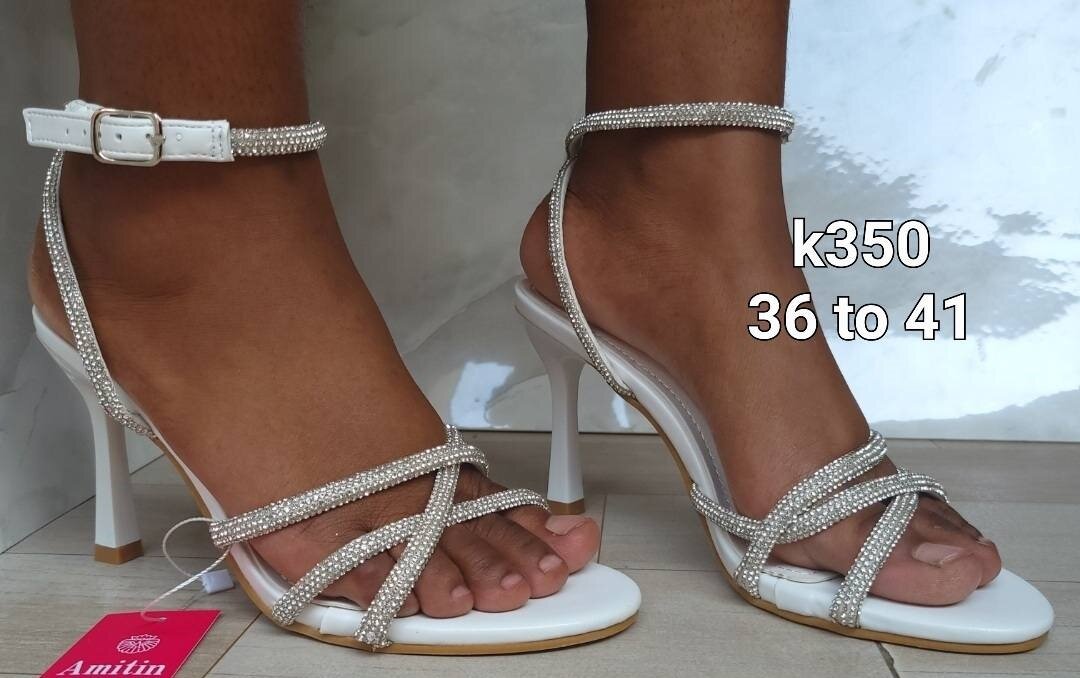 belles chaussures pour femmes
