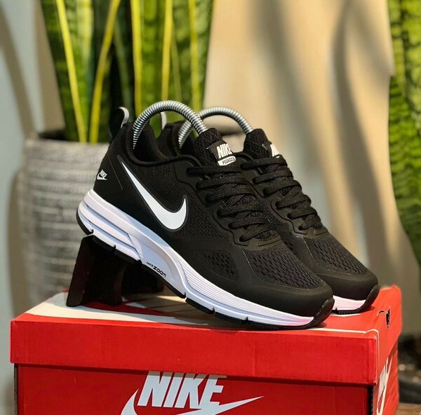 Chaussures de running Nike noires
