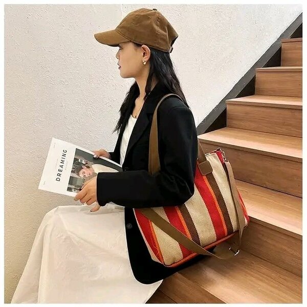 Sac bandoulière rayé tendance
