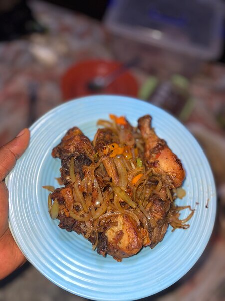 1/2 Poulet épicé sauté