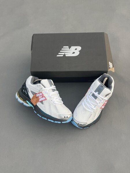 New balance 1906R