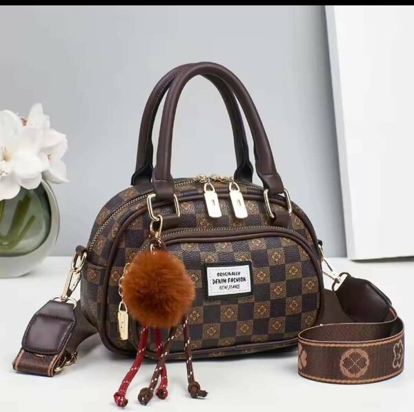 Sac à main tendance avec bandoulière