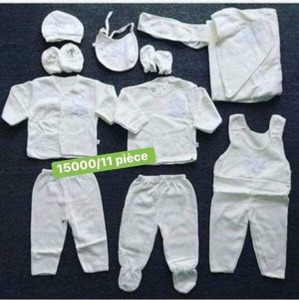 Ensemble naissance 11 pièces bébé