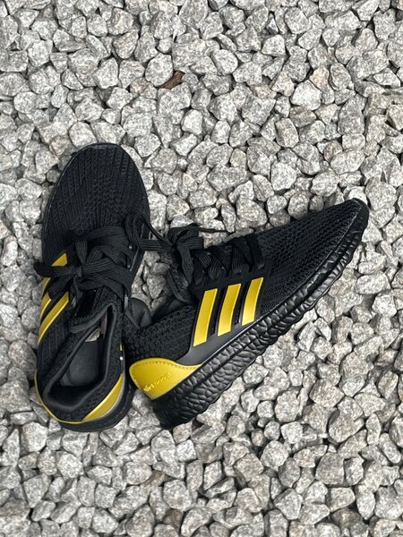 Chaussure fermée homme et femme