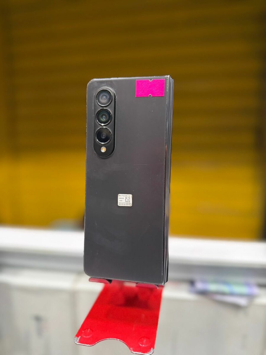 Galaxy Z fold 4 256 giga