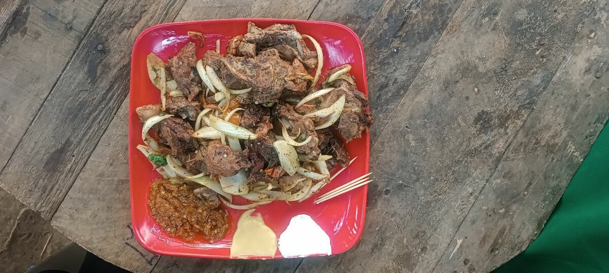 Plat de porc braisé