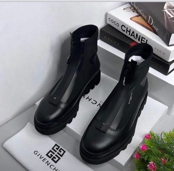 Bottes en cuir Givenchy homme