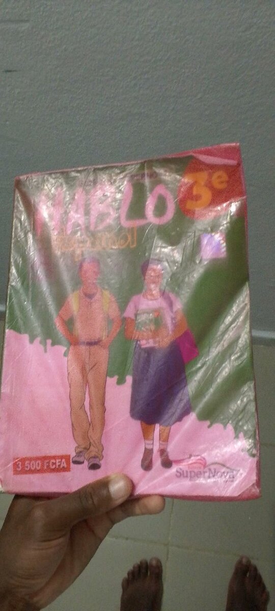 Manuel scolaire "Hablo"