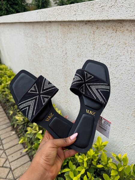 Zara slippers