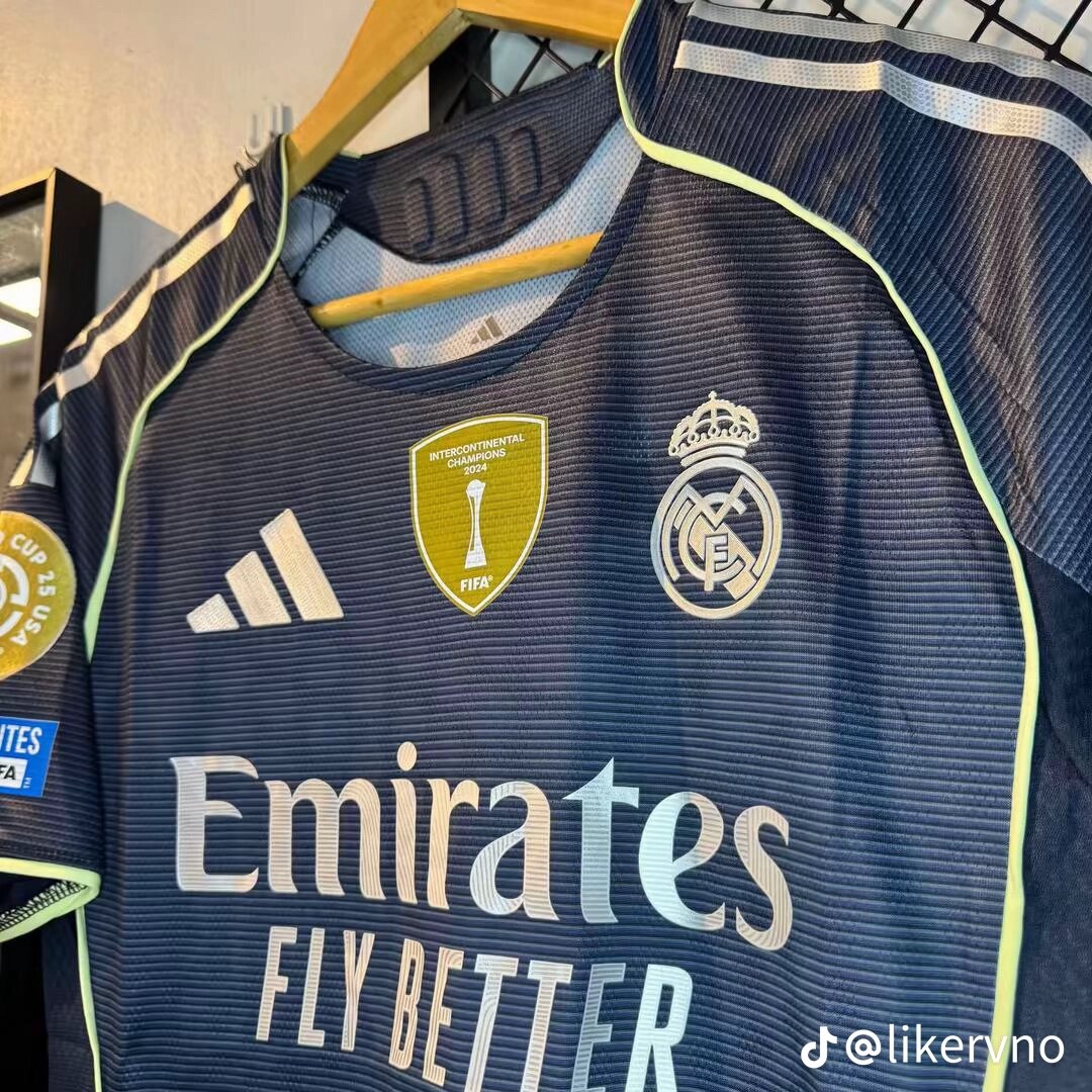 Maillot officiel Real Madrid