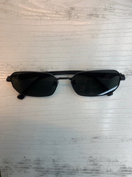 Солнце защитные очки