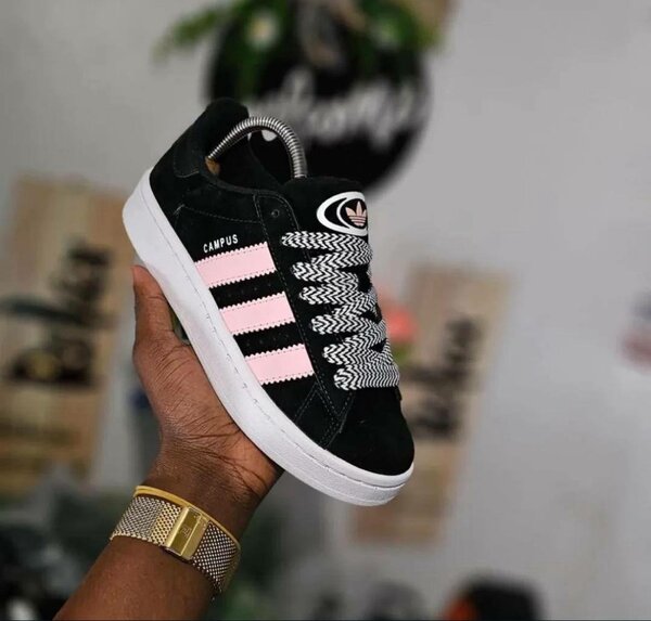 Campus en daim noir rose