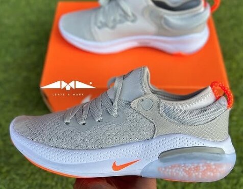 Nike sneakers Joyrides