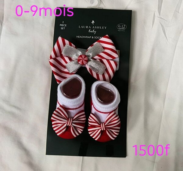 Set Bébé Bandeau et Chaussettes