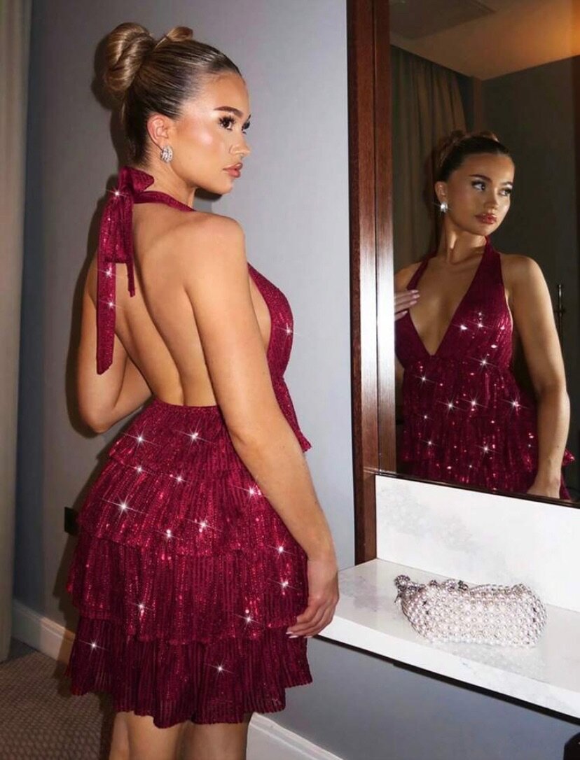 Robe Dos Nu Rouges Éclatante