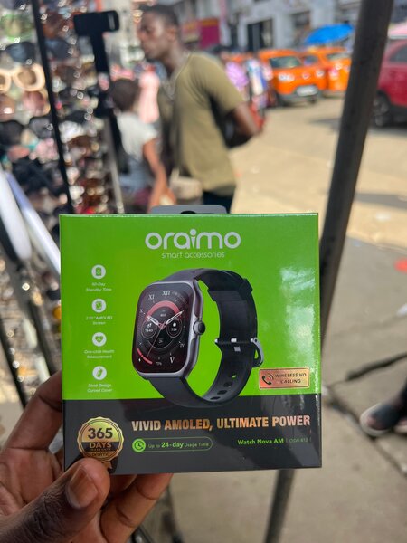 Oraimo Montre Connectée AMOLED