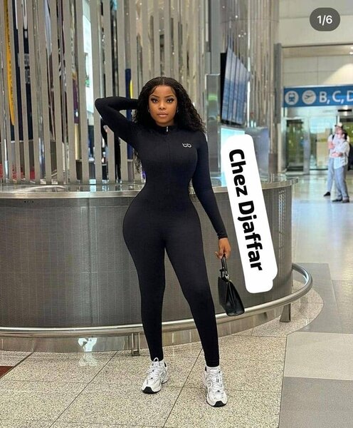 Combinaison moulante femme