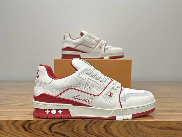 LOUIS VUITTON TRAÎNER