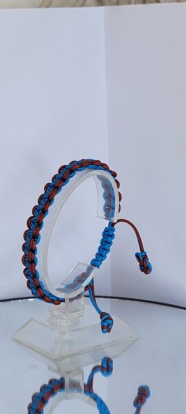 Bracelet tressé bleu et marron
