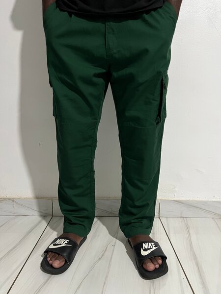 Pantalon cargo vert