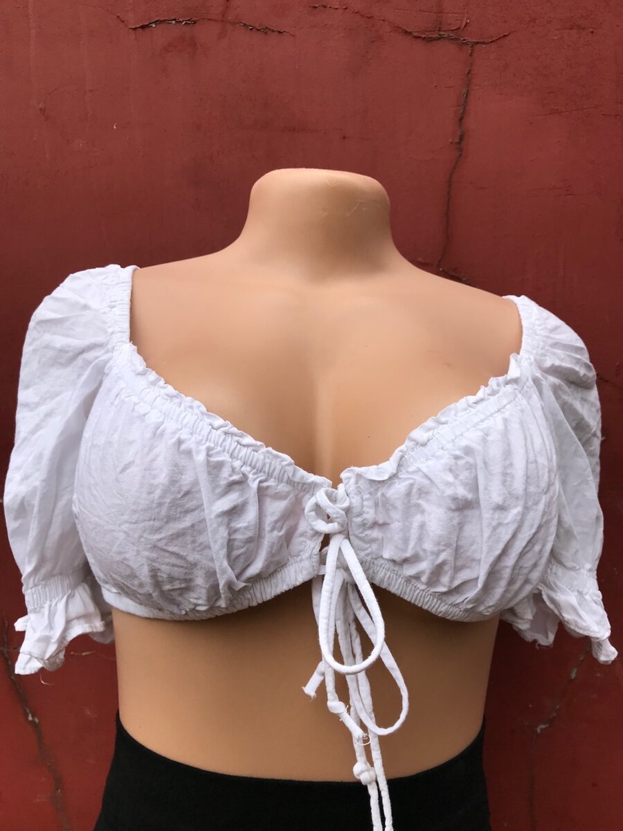 Blouse à manches bouffantes