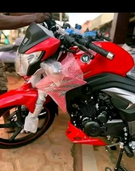 Nouvelle moto Sanya 125cc rouge et blanche