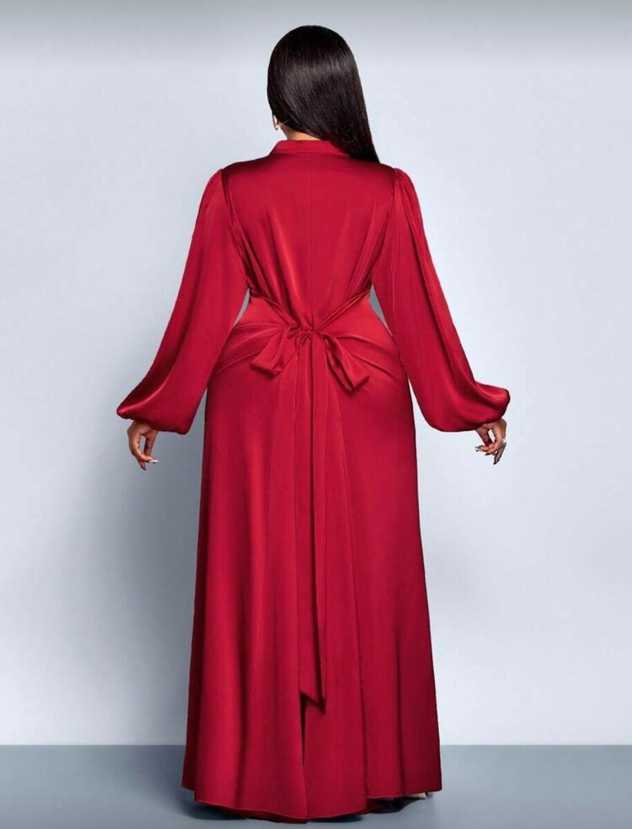 Robe longue satinée rouge